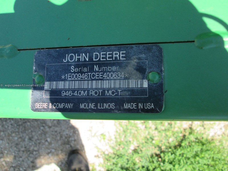 2015 John Deere 946 Image 15
