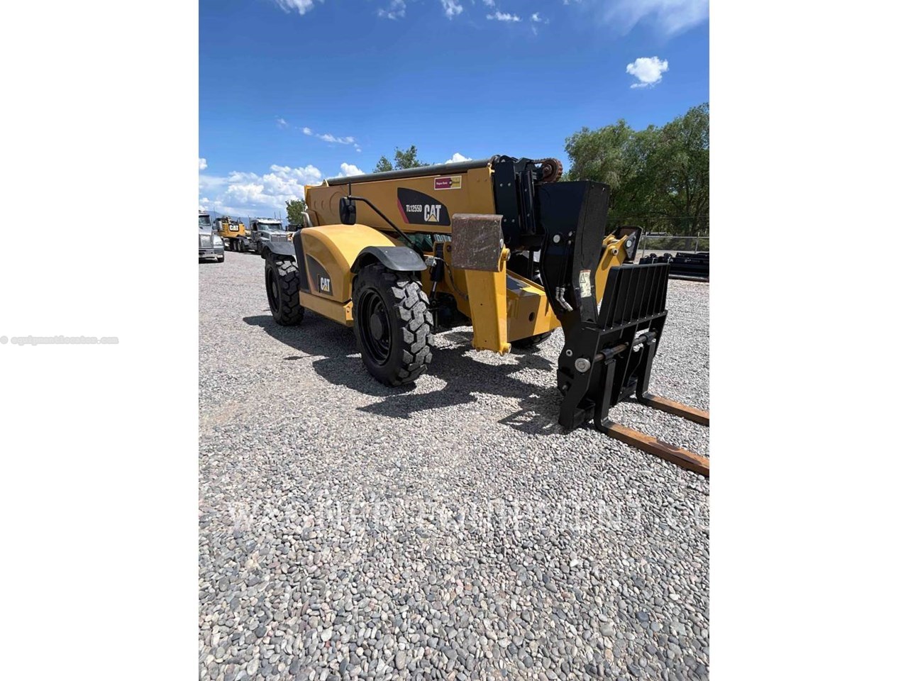 2020 Caterpillar TL1255D Image 2