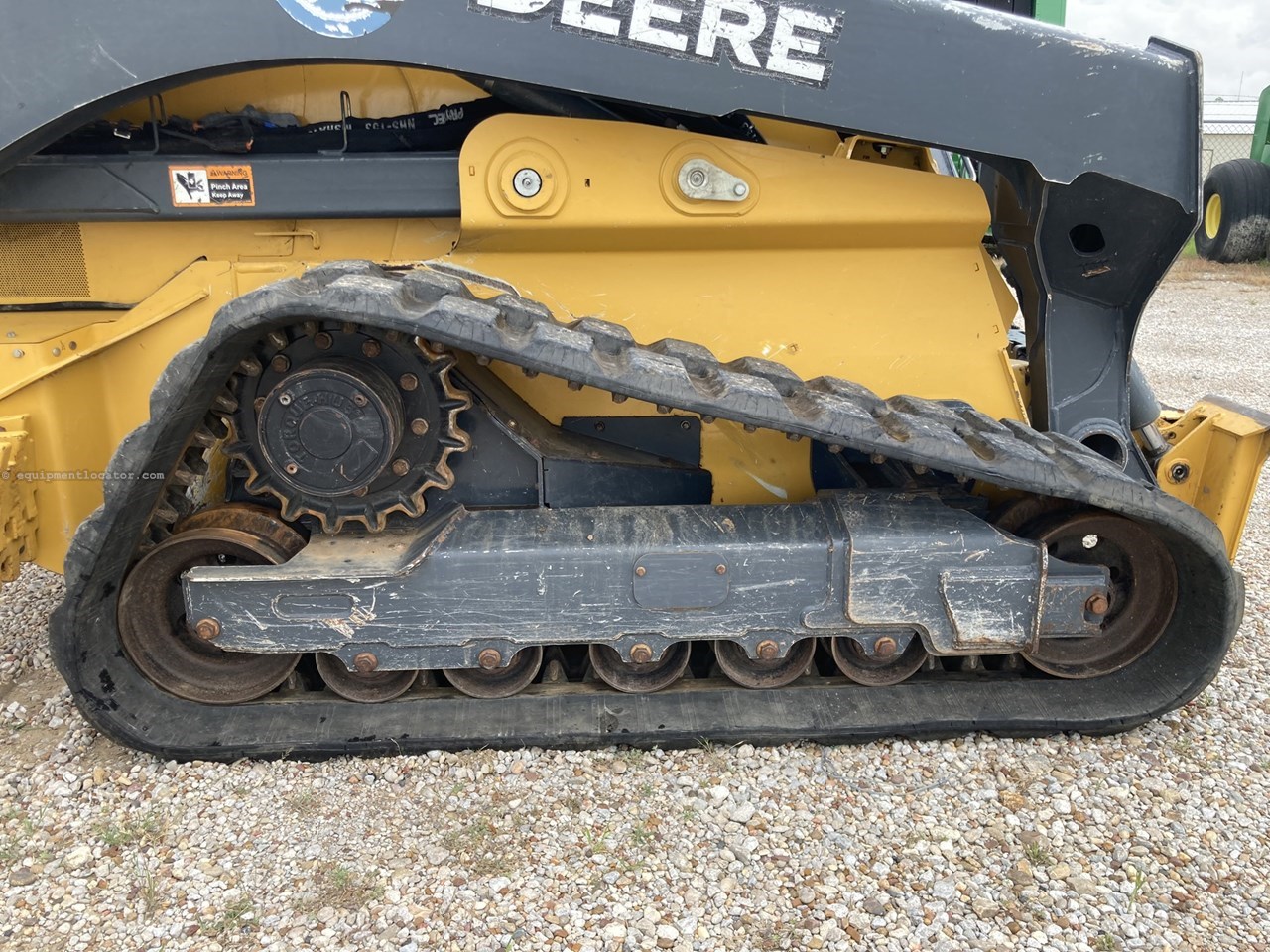 2019 John Deere 333G Image 10