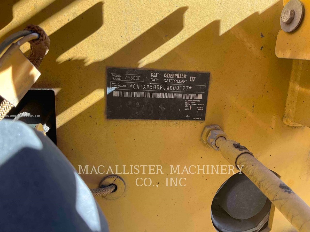 2011 Caterpillar AP500E Image 6