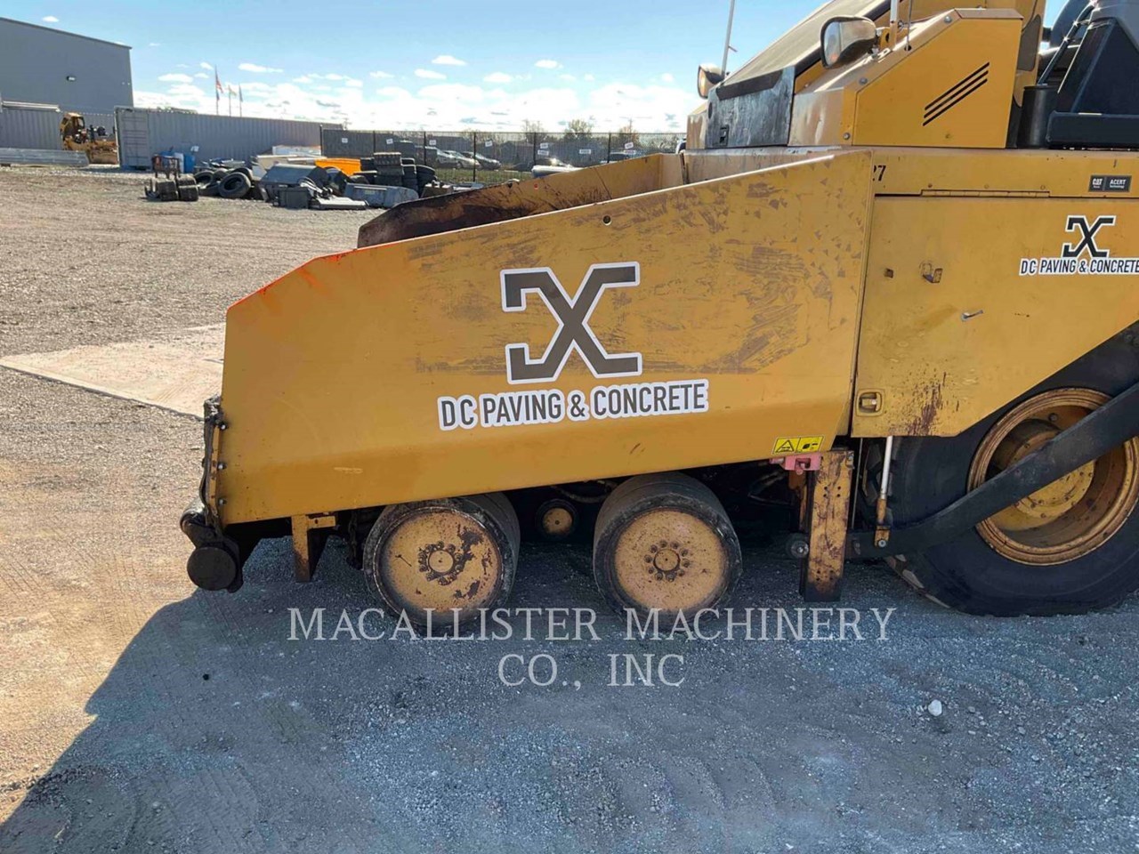 2011 Caterpillar AP500E Image 11