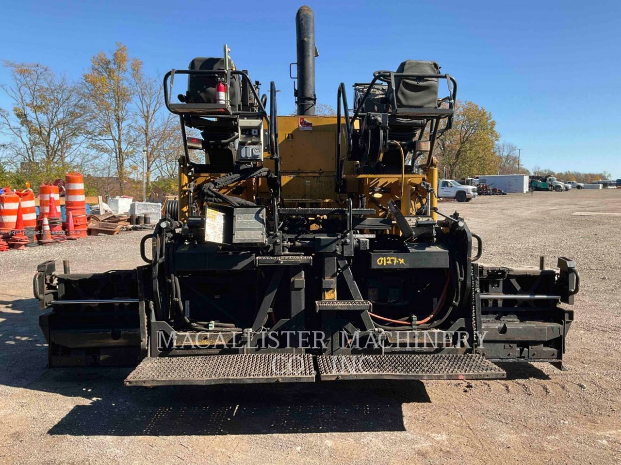 2011 Caterpillar AP500E Image 15