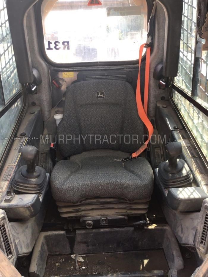 2024 John Deere 333G Image 9