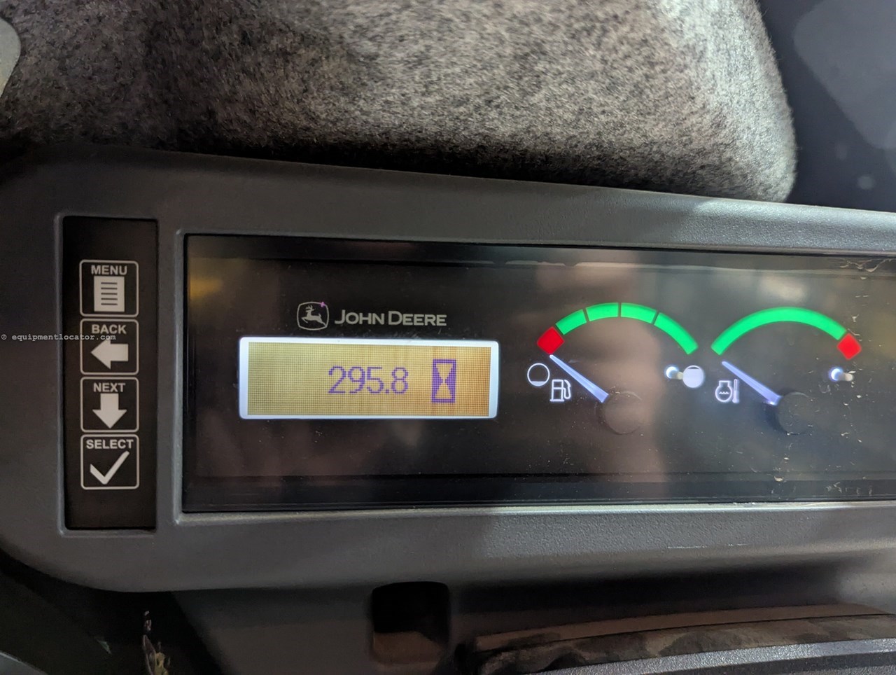 2023 John Deere 317G Image 10