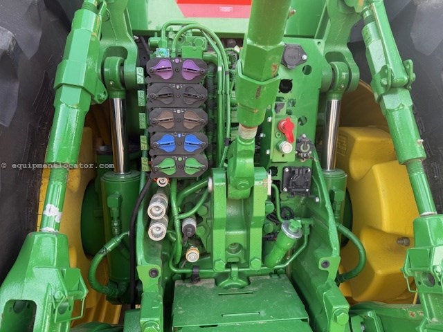2024 John Deere 8R 340 Image 12