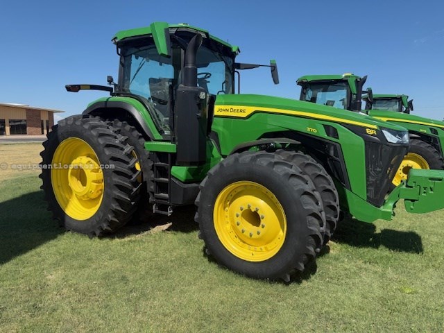 2024 John Deere 8R 370 Image 2