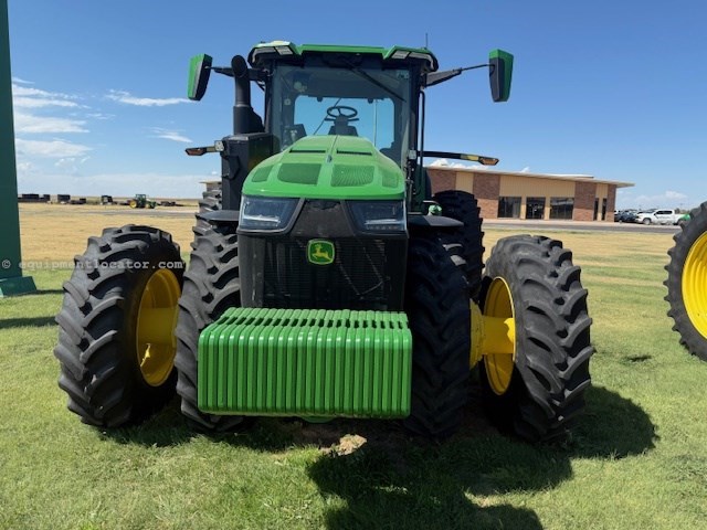 2024 John Deere 8R 370 Image 3
