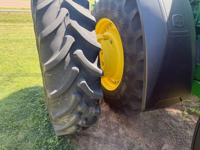 2024 John Deere 8R 370 Image 20