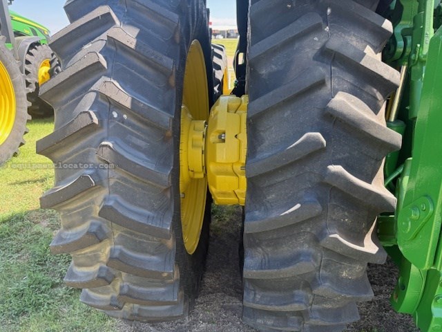2024 John Deere 8R 370 Image 23