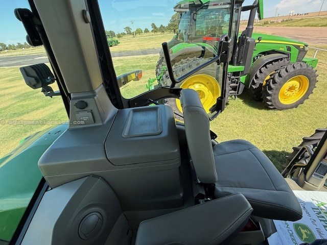 2024 John Deere 8R 370 Image 34