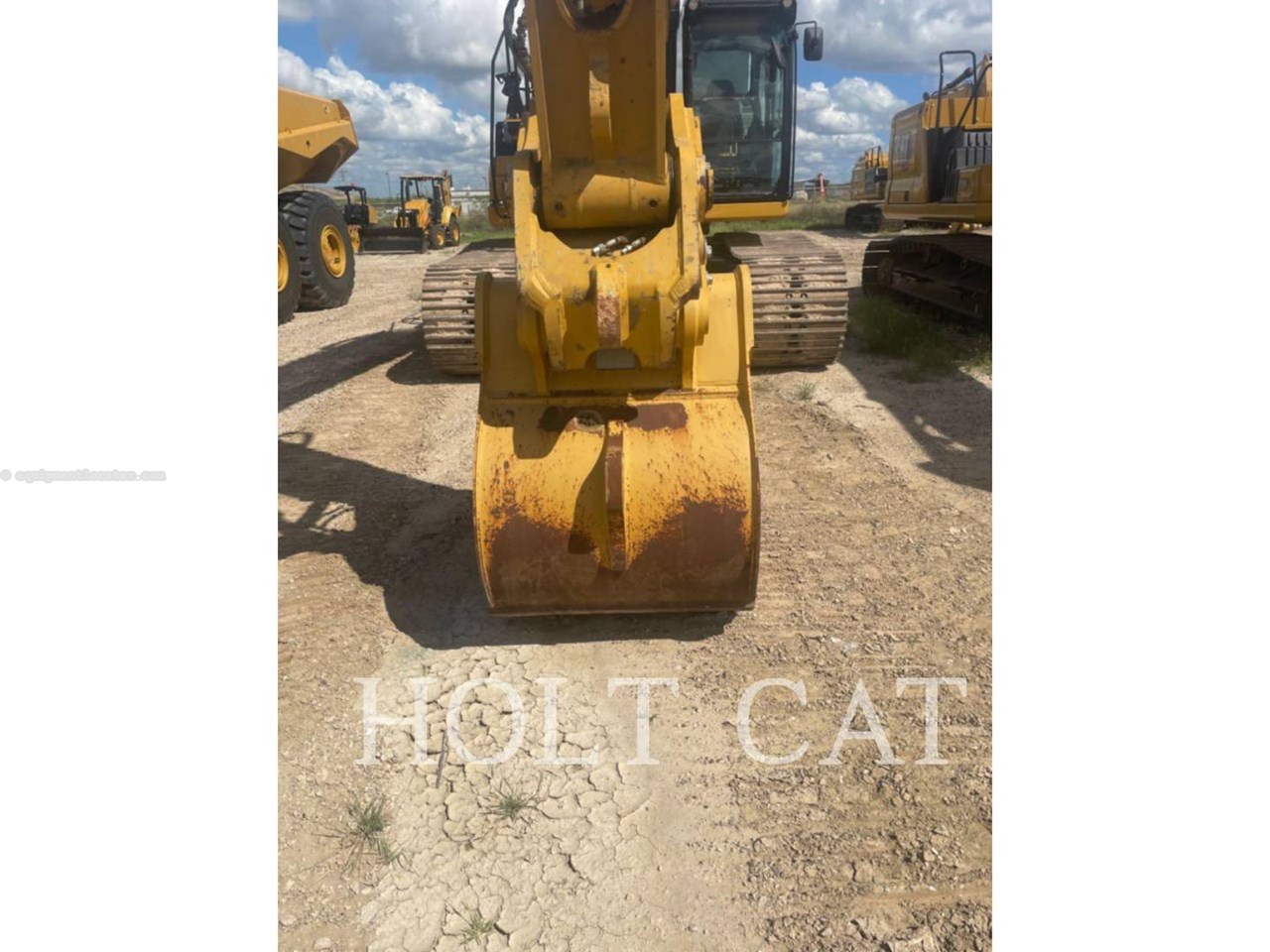 2023 Caterpillar 340 10 TC Image 11