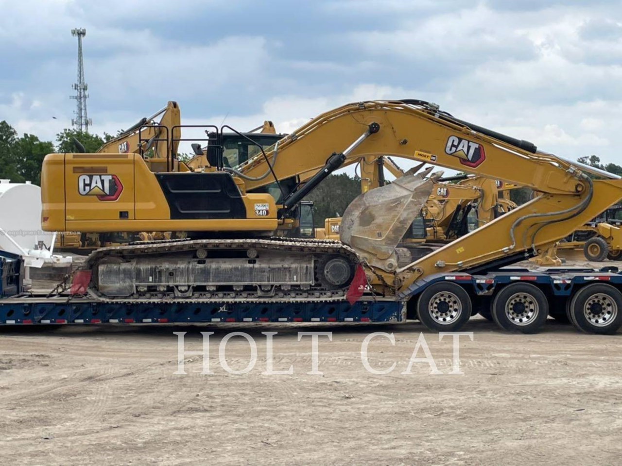 2023 Caterpillar 340 12 TC Image 2