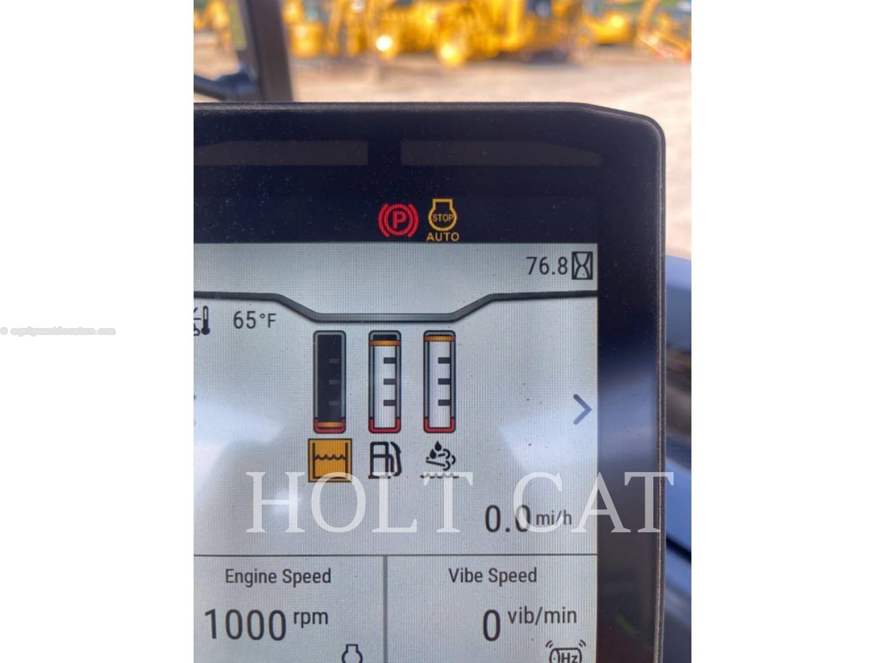 2023 Caterpillar CB10 Image 5