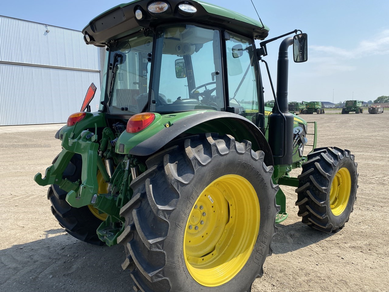 2024 John Deere 5130M Image 3