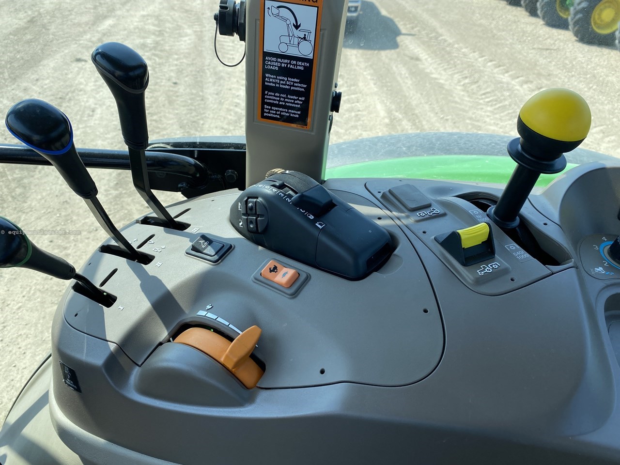 2024 John Deere 5130M Image 14