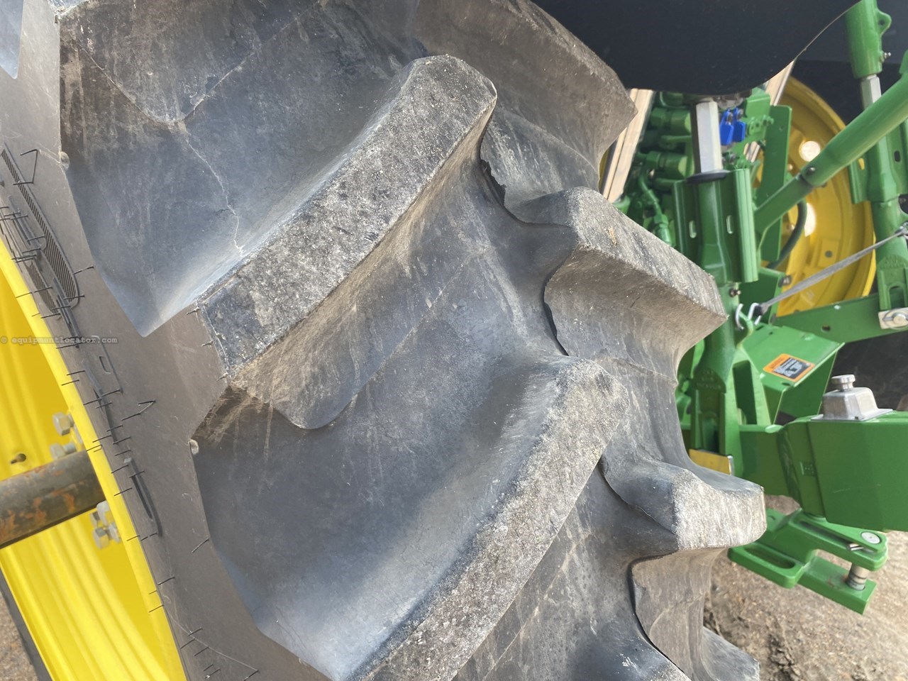 2024 John Deere 6R 165 Image 10