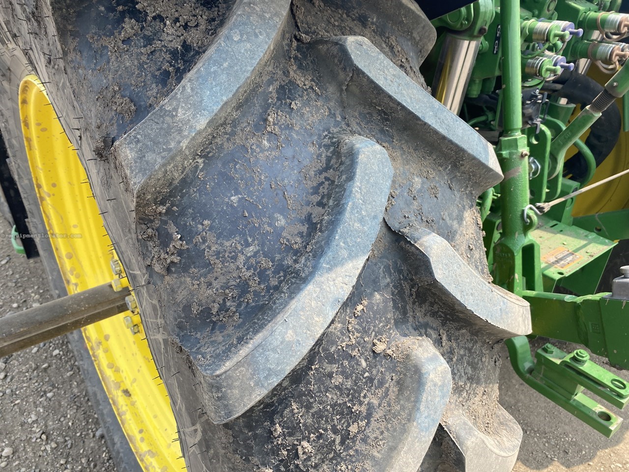 2024 John Deere 6110M Image 13