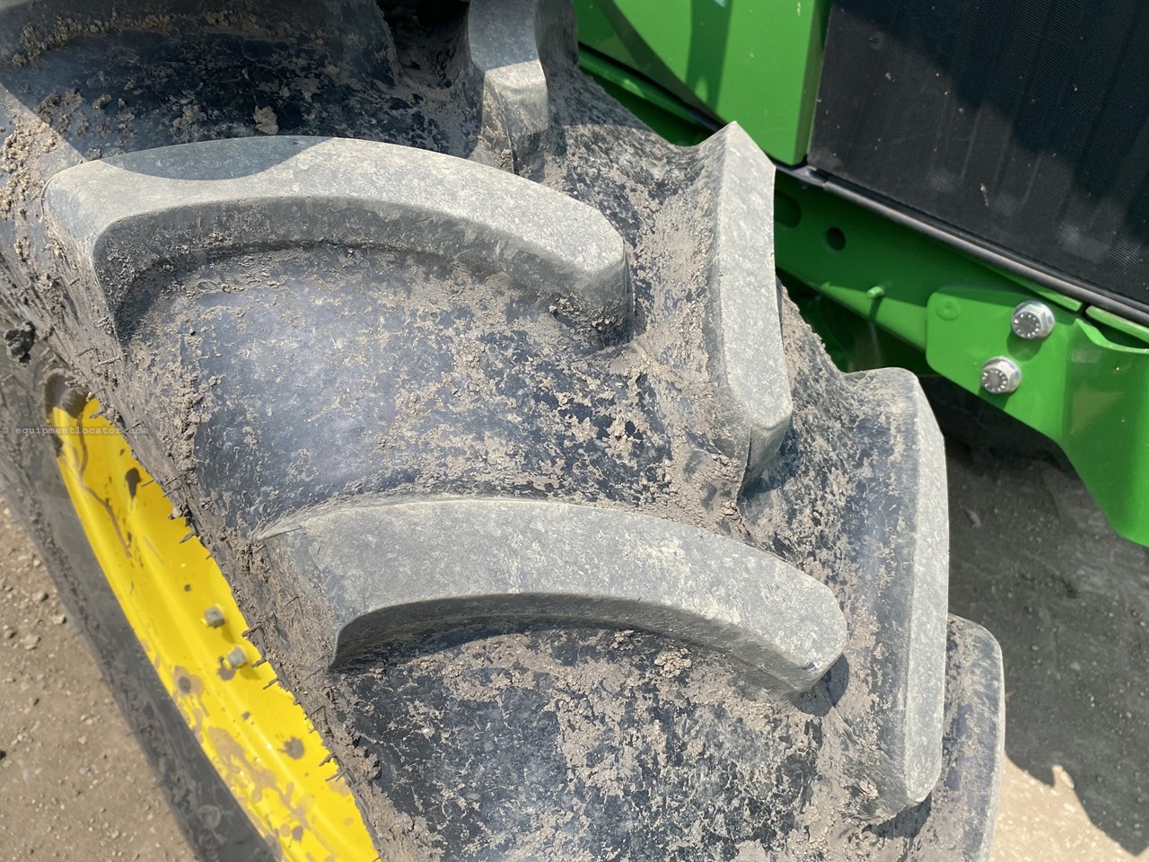 2024 John Deere 6110M Image 15