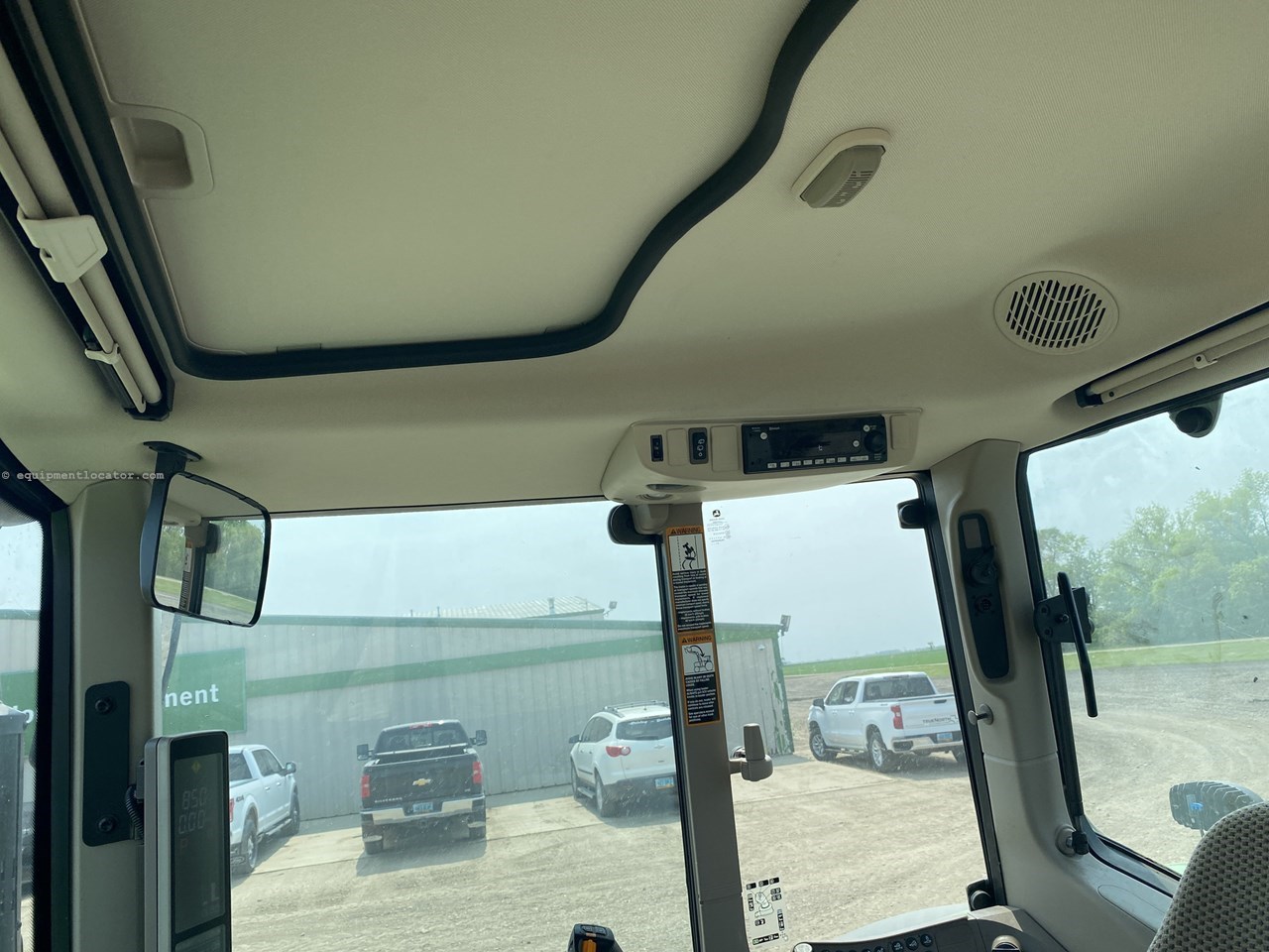 2024 John Deere 6110M Image 18