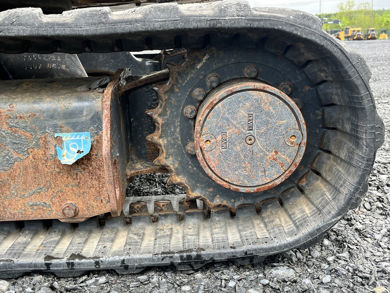 2018 John Deere 35G Image 17