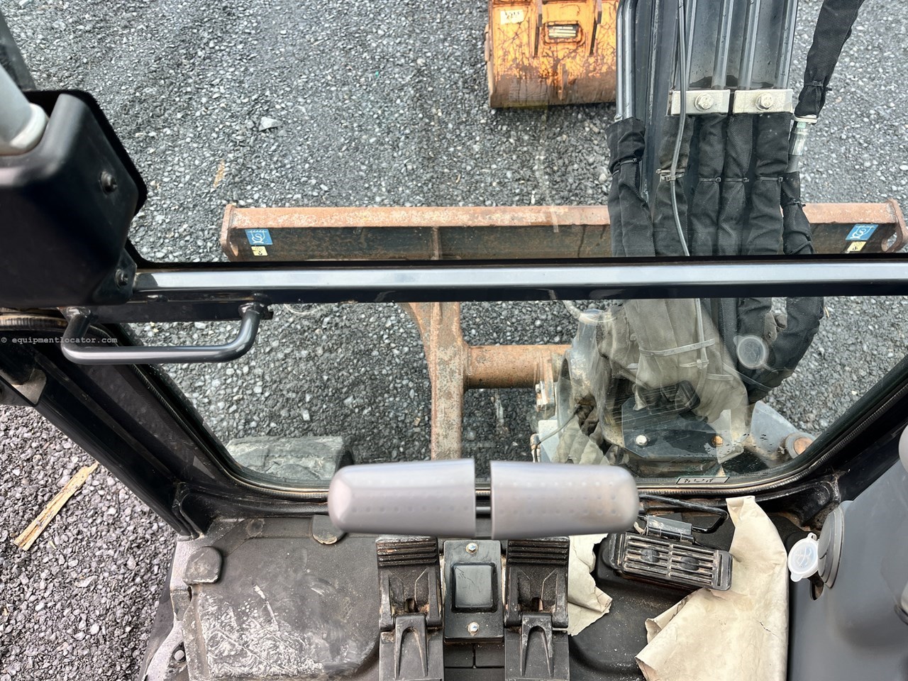 2018 John Deere 35G Image 22