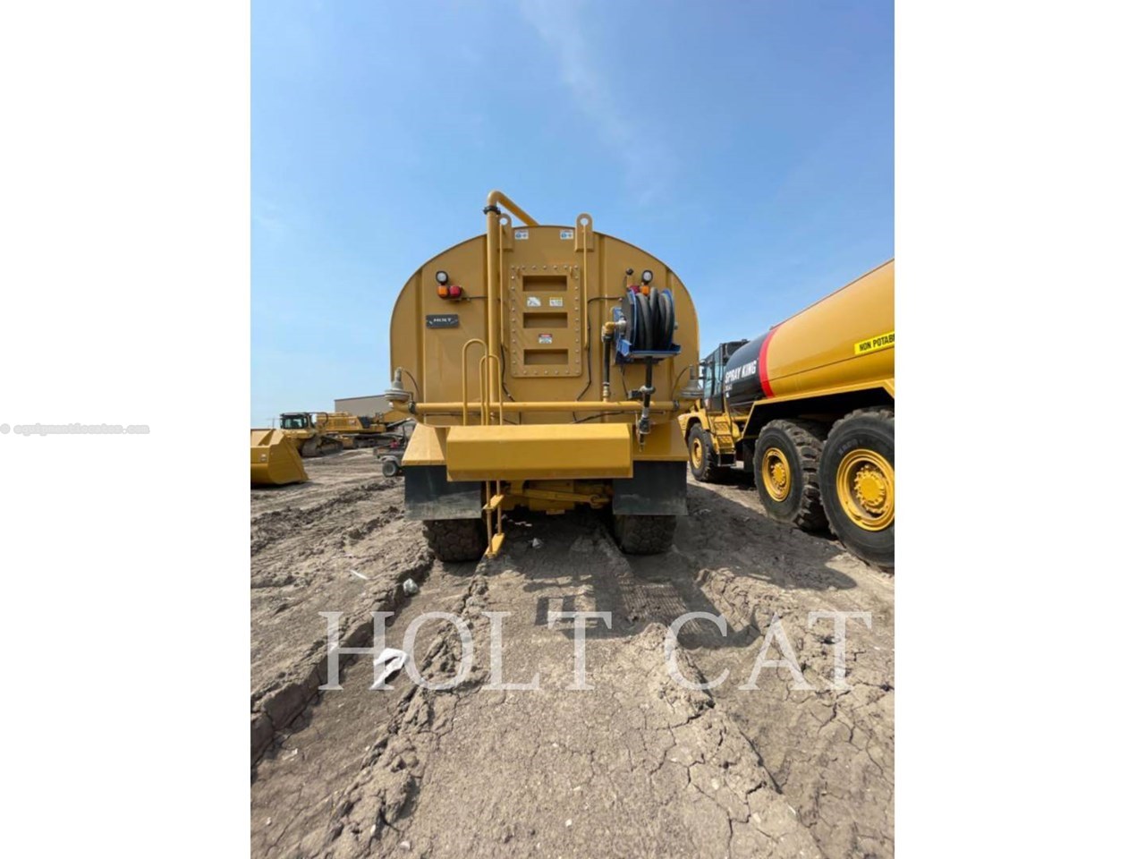 2023 Caterpillar W00 730 Image 4