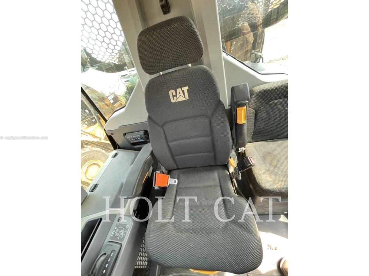 2023 Caterpillar W00 730 Image 7