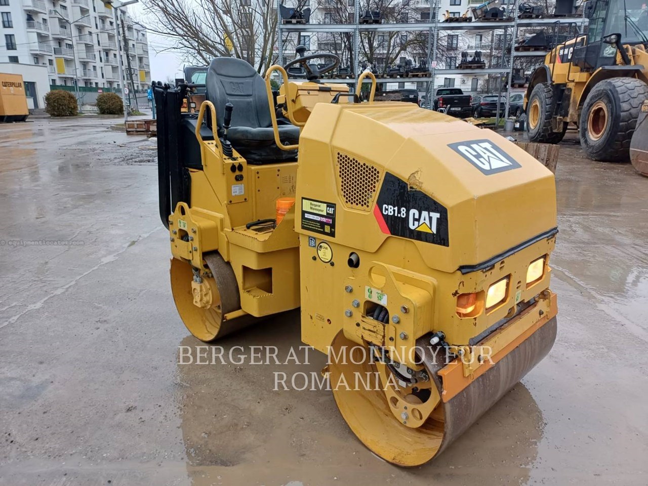 2018 Caterpillar CB 1.8 Image 2