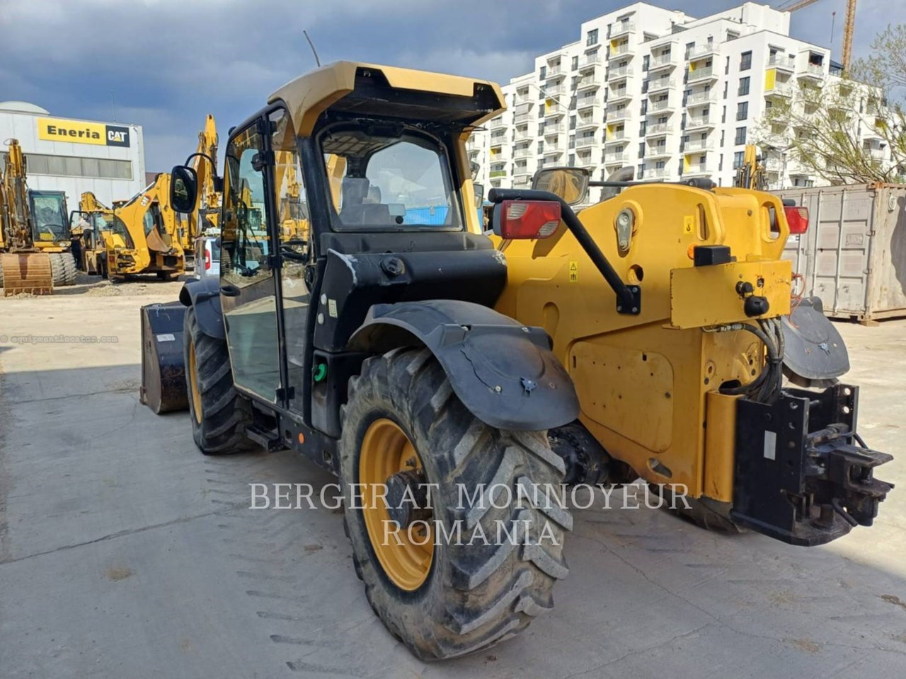 2012 Caterpillar TH407C Image 3