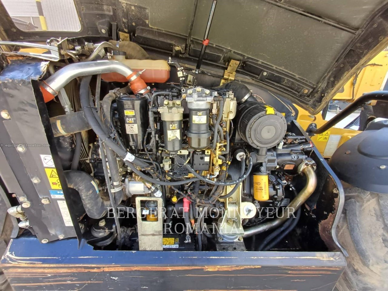 2012 Caterpillar TH407C Image 7