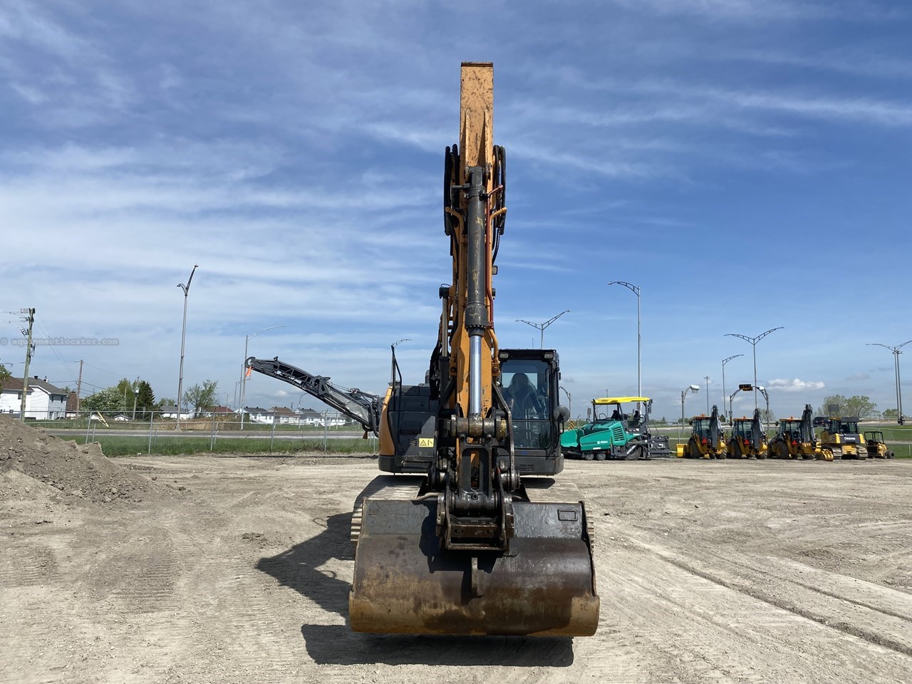 2020 Case CX235C Image 2