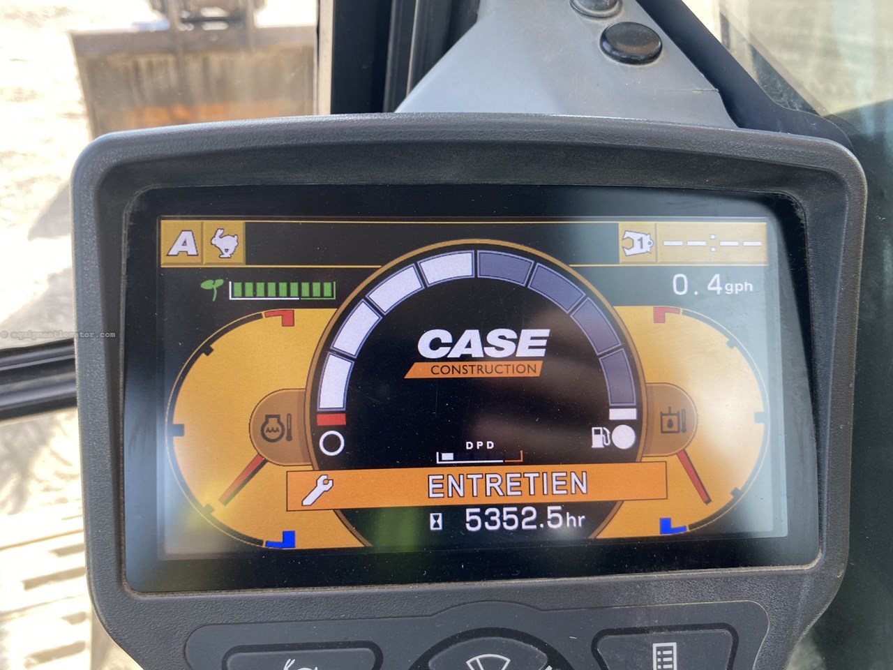 2020 Case CX235C Image 10