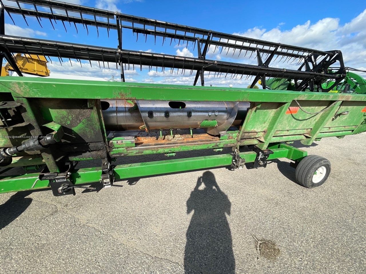 2004 John Deere 625F Image 4