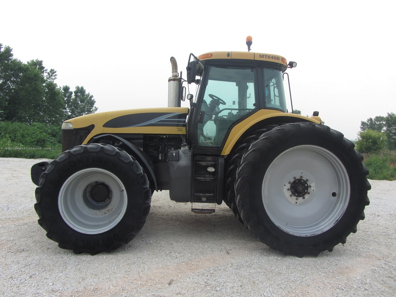 2008 Challenger MT645B Image 2