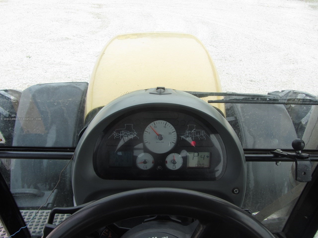 2008 Challenger MT645B Image 11