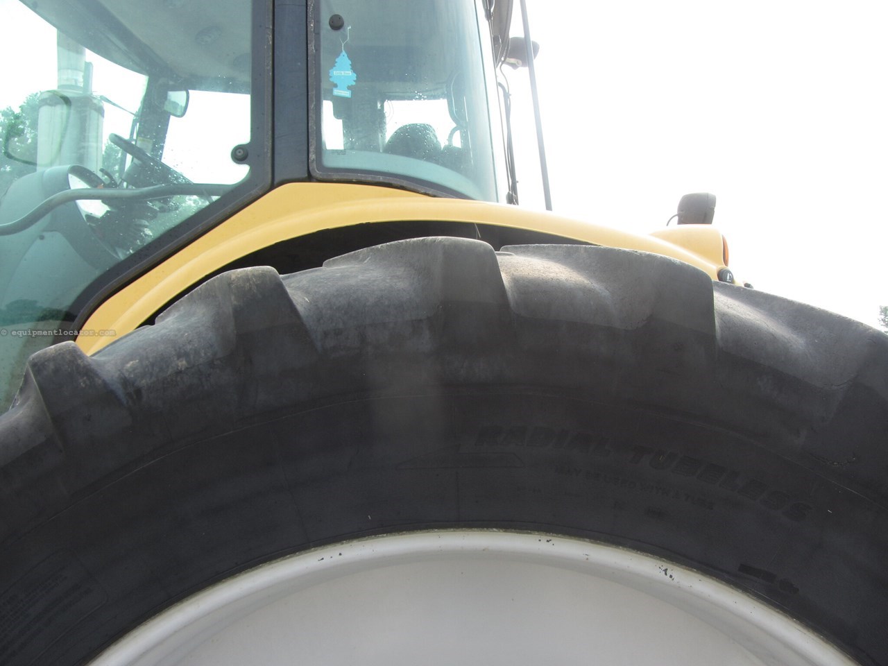 2008 Challenger MT645B Image 14