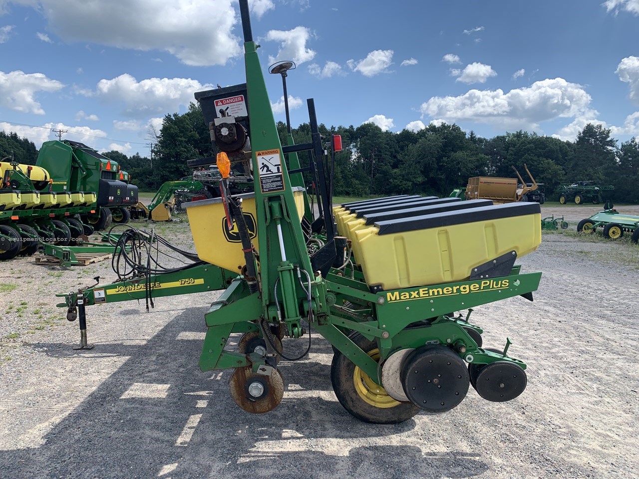 2004 John Deere 1750 Image 4