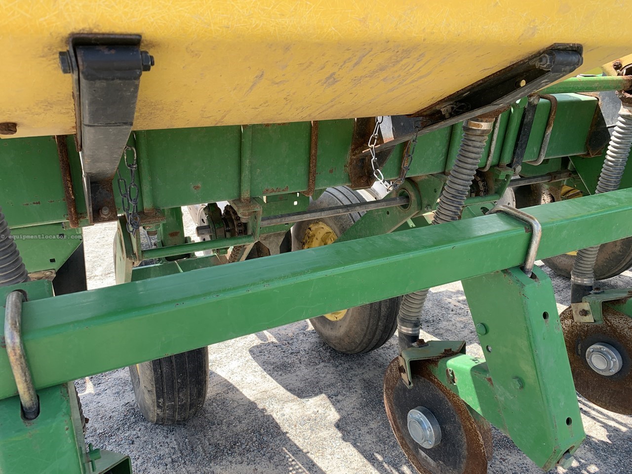 2004 John Deere 1750 Image 9