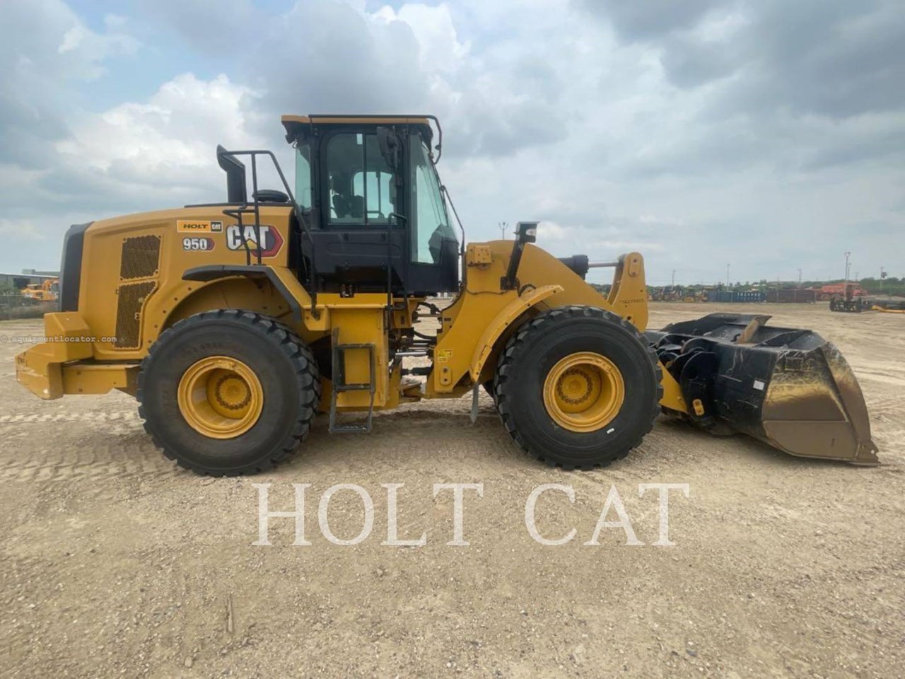 2023 Caterpillar 950 QC Image 2