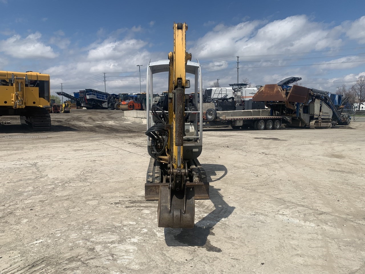 2003 Gehl G1903 Image 2