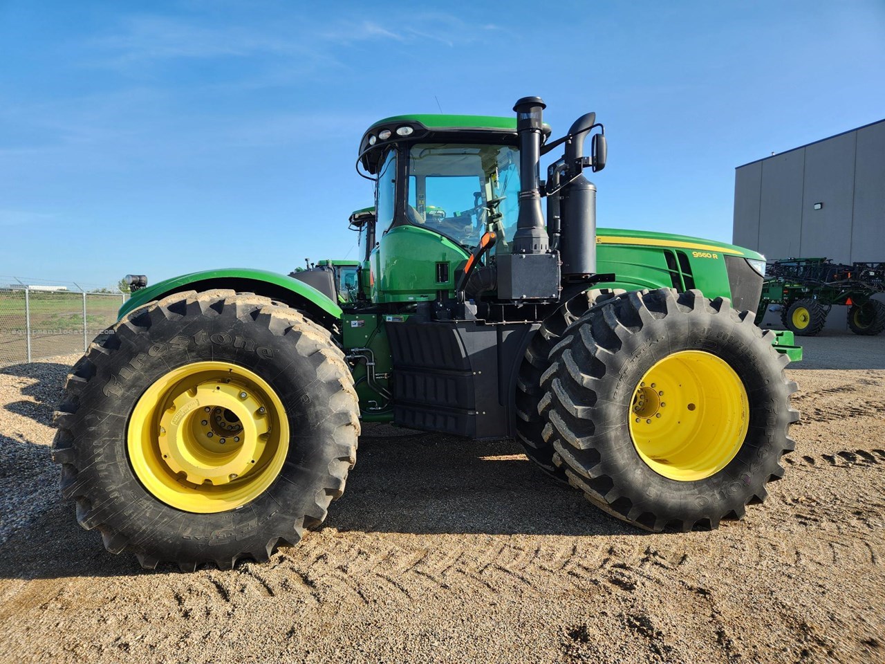 2012 John Deere 9560R Image 4