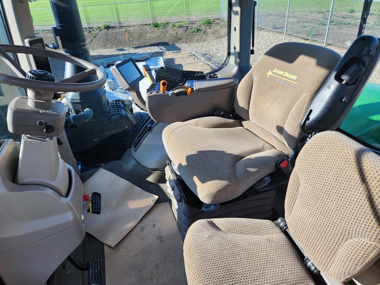 2012 John Deere 9560R Image 19