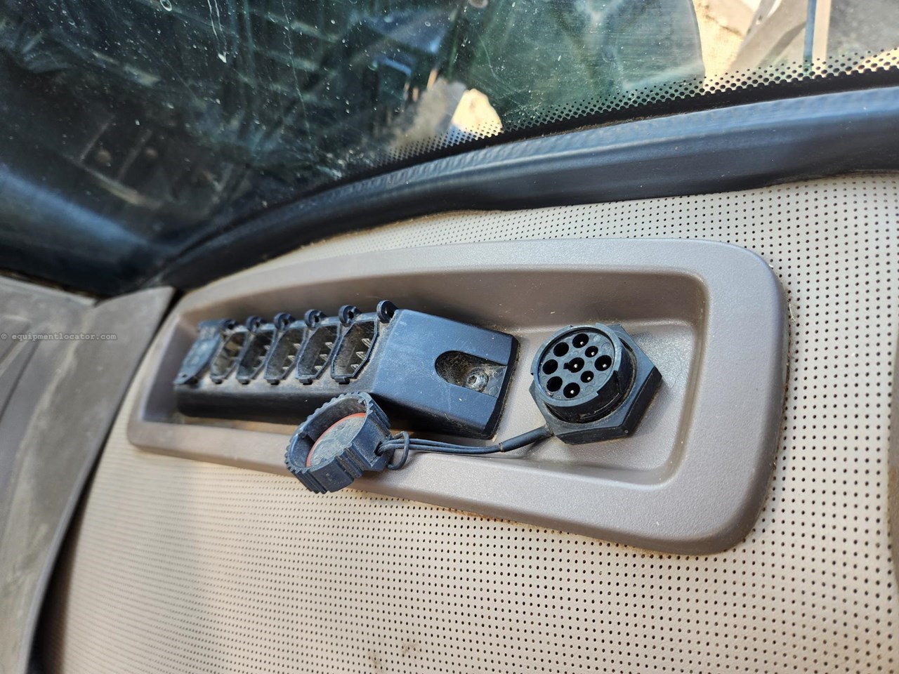 2012 John Deere 9560R Image 22