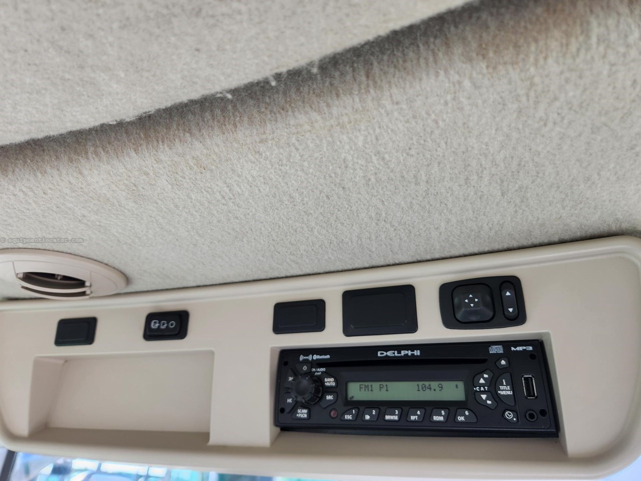 2012 John Deere 9560R Image 24