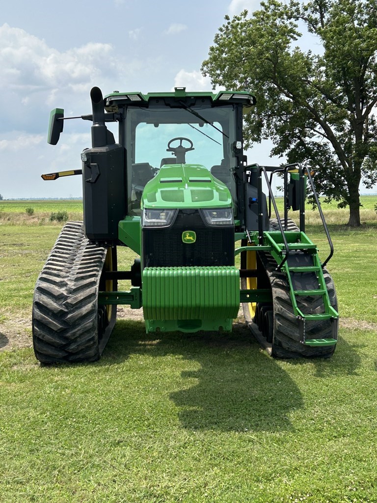2023 John Deere 8RT 370 Image 2