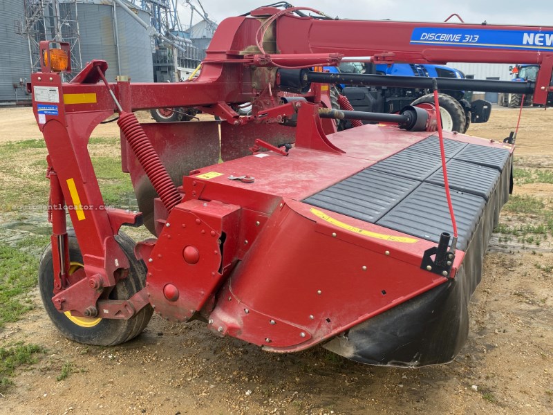 2017 New Holland DB313r Image 8