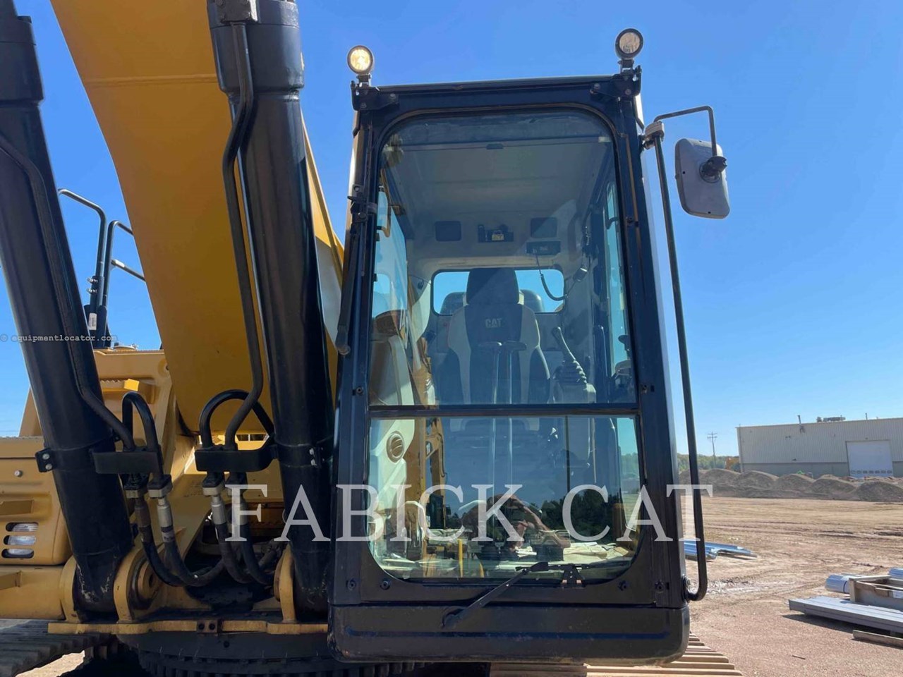 2017 Caterpillar 349F Image 10