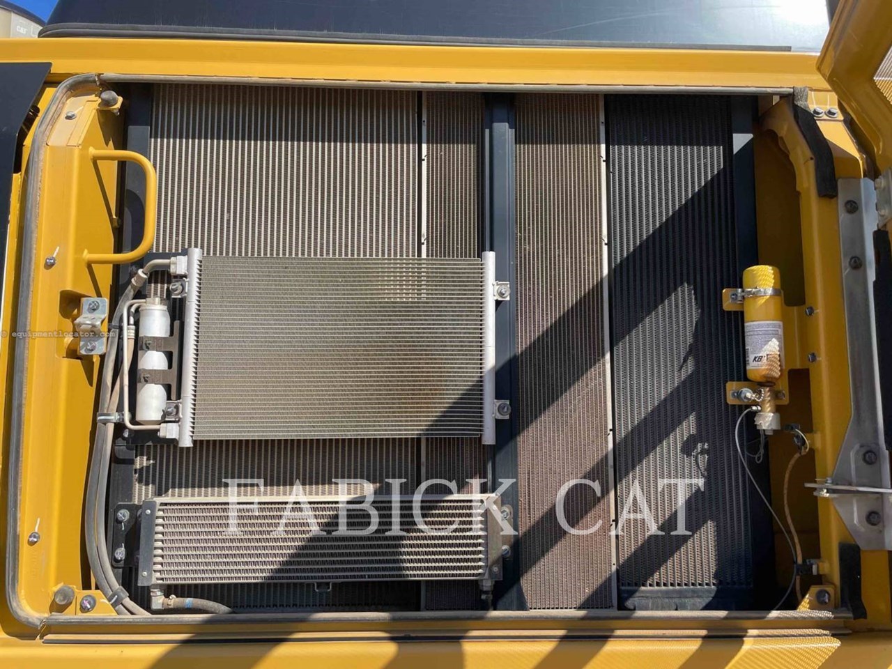 2017 Caterpillar 349F Image 18