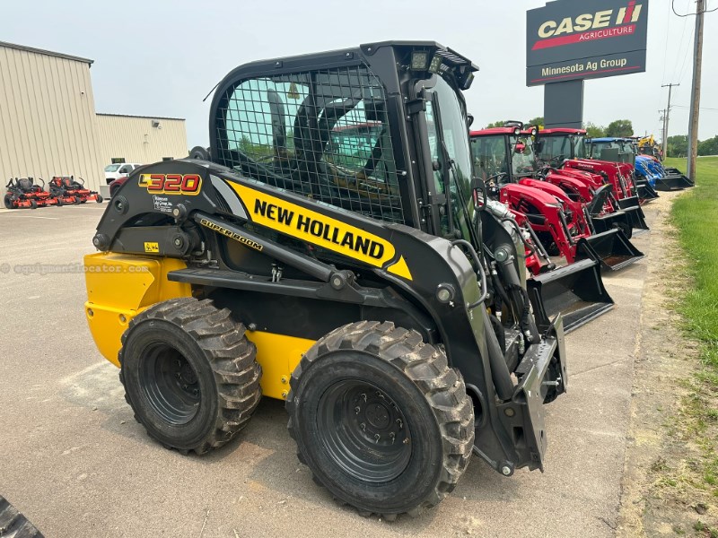 2023 New Holland L320 Image 2