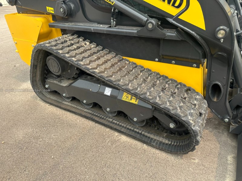 2024 New Holland C332 Image 6